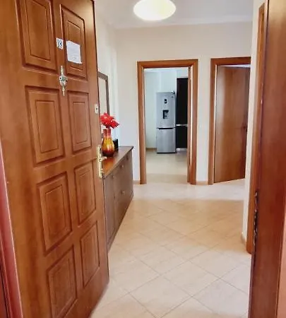 דירה Sea View 105m² In
